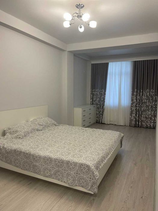 Сдаётся 4-комнатная квартира на Паркенте в  новостройке Parkent Plaza