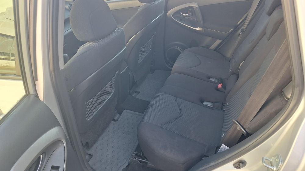 Toyota Rav 4 2007 2.0 Автоматик ГАЗ 4х4