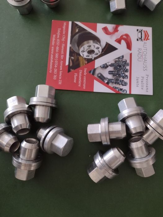 Piulite  Land Rover  - pline  M14 x 1.5 cheie 22