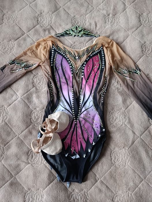 Купальник для художественной гимнастики,
