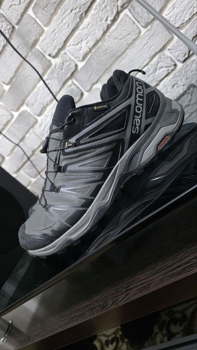Оригинальные кроссы Salomon