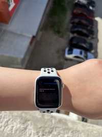 Часы Apple Watch SE,44мм