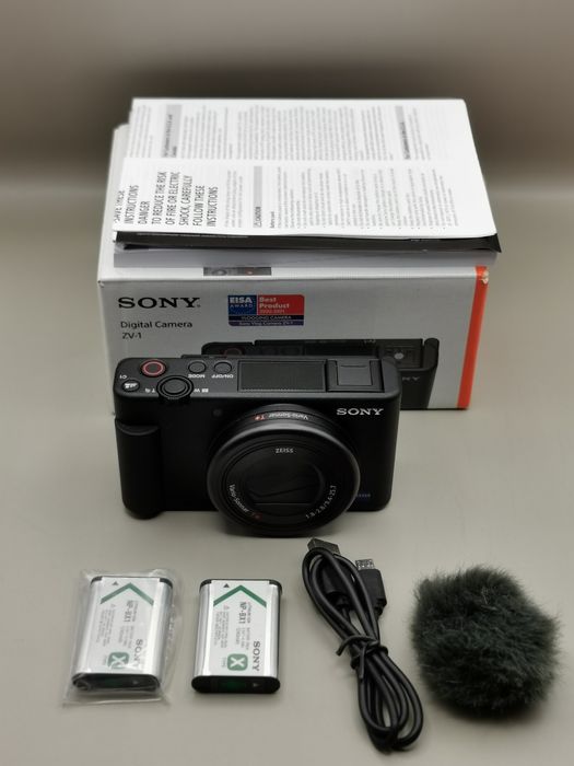 Acumulator extra - Sony ZV-1 ca nou, full box