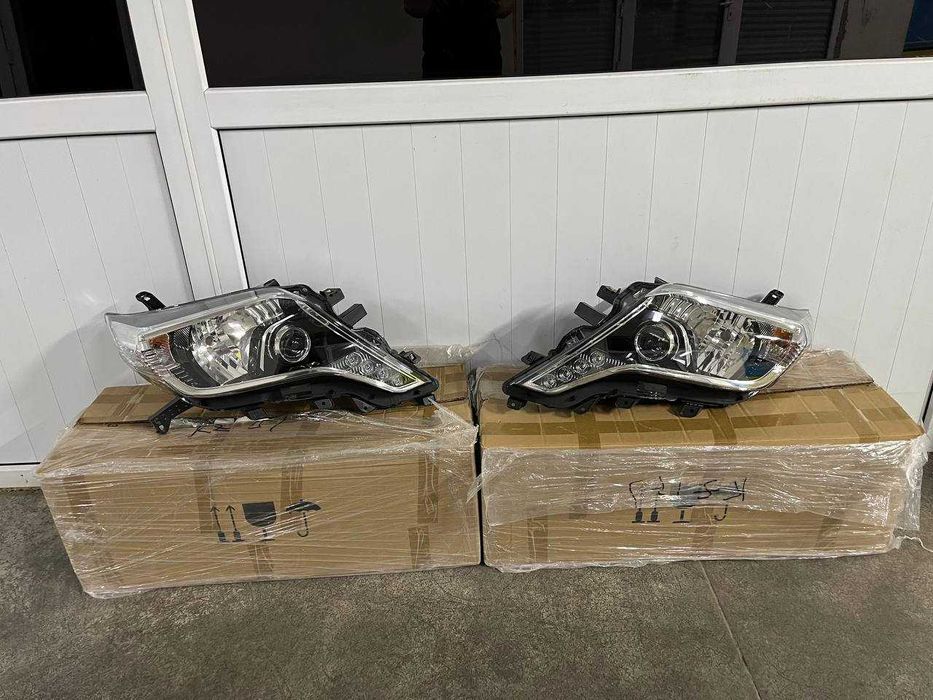 Фара передние Prado150 Б/У ОРИГИНАЛ