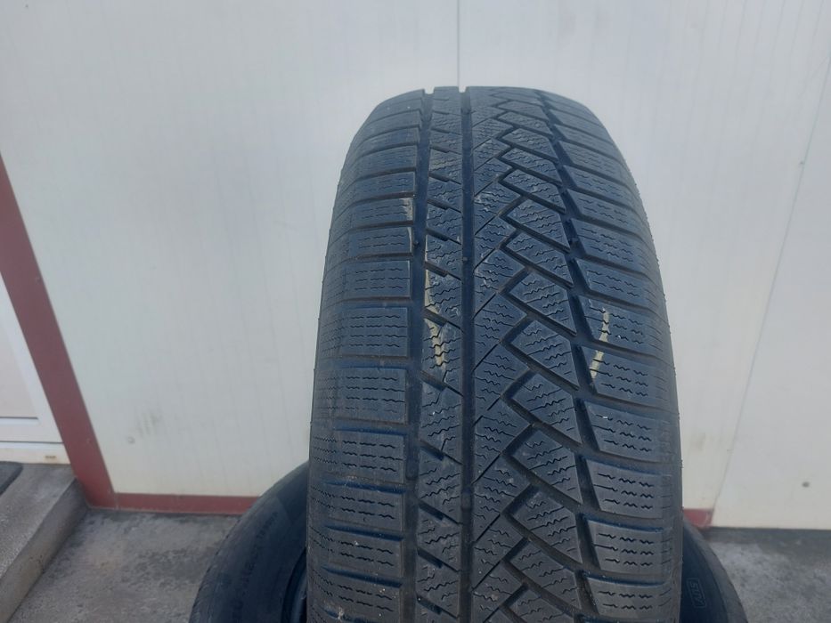 135 lei bucata! Set anvelope M+S/IARNA 235 65 17 Continental