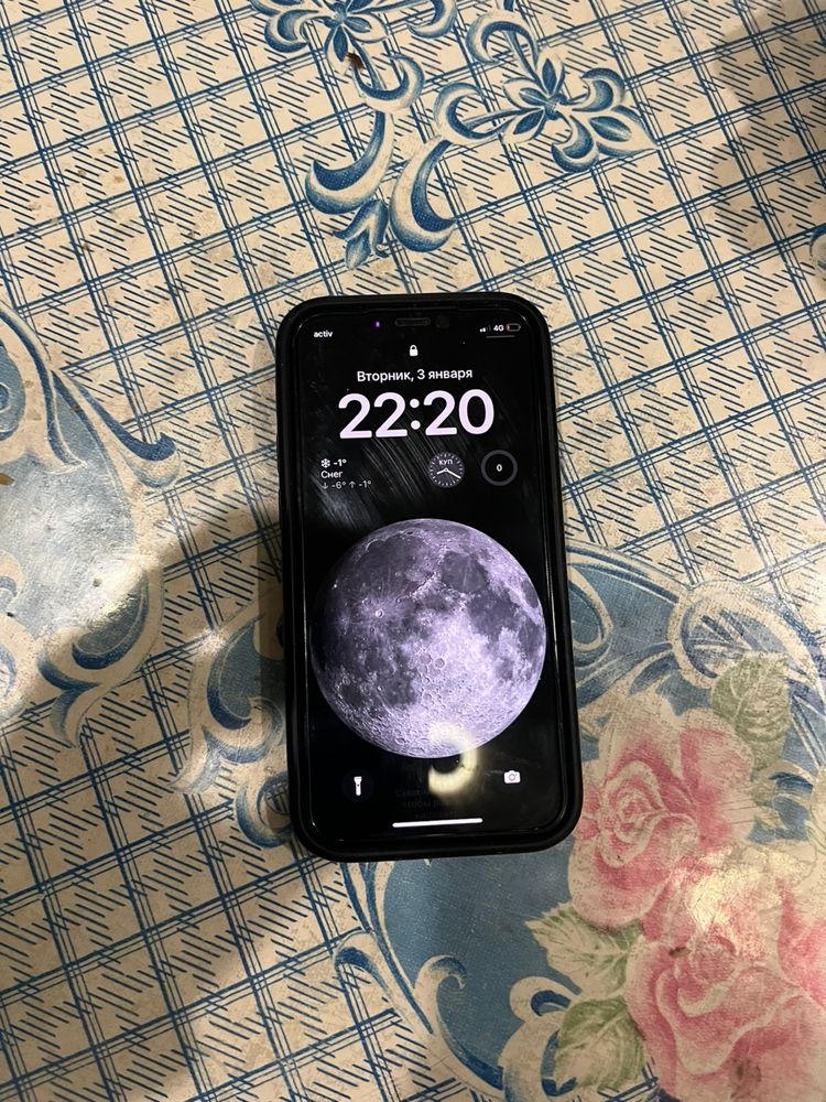 Продам iPhone 12 mini в отличном состояний