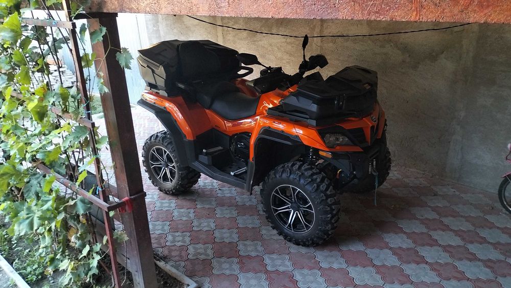Vând ATV Cf moto 850 xc