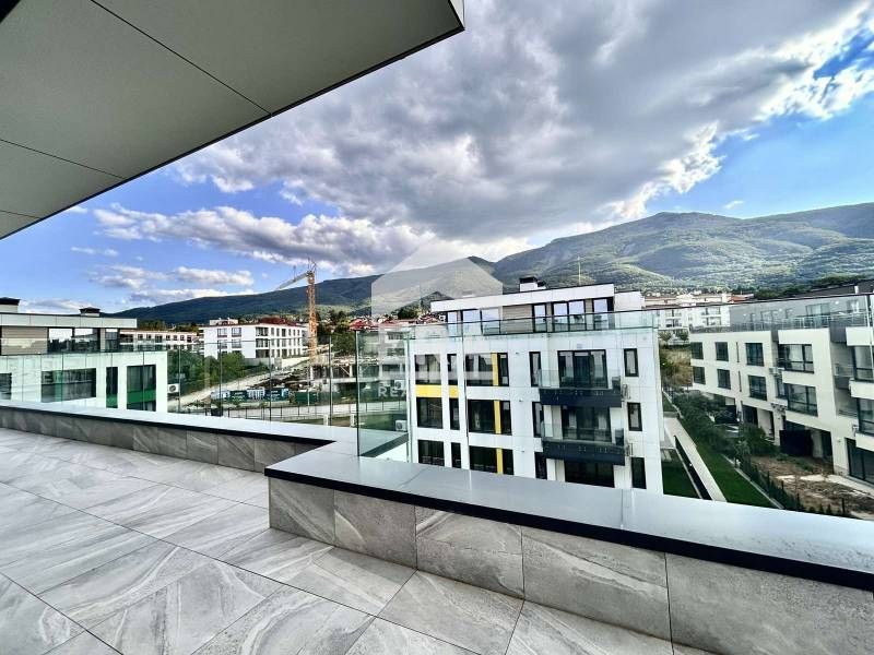 Продава се Многостаен апартамент в София, Драгалевци - 219 кв.м за 2886 €/кв.м - Снимка #1