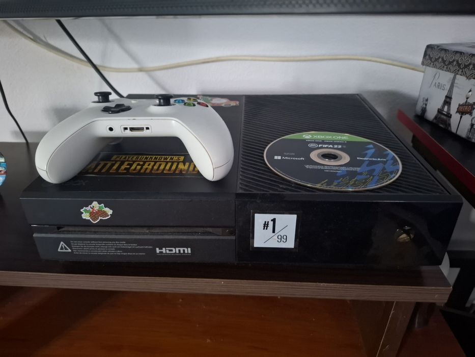 Xbox one 1TB +fifa 22