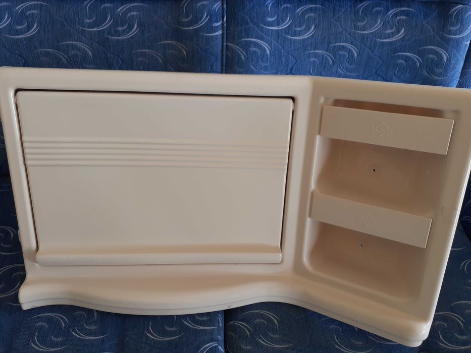 шкаф за баня за каравана,кемпер,къмпинг