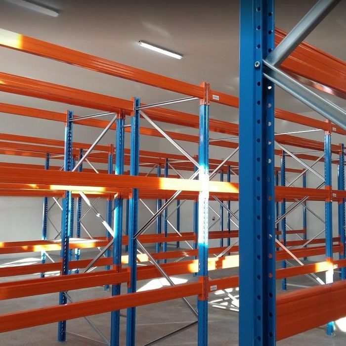 Rafturi metalice depozitare paleti
