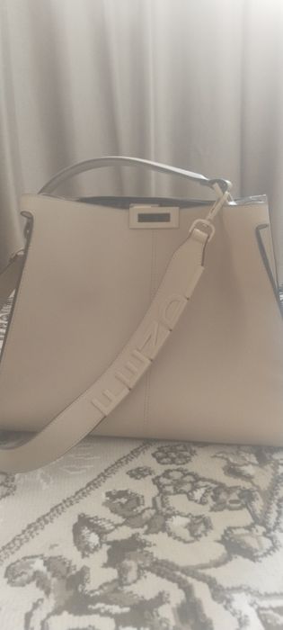 Продаётся большая сумка Fendi