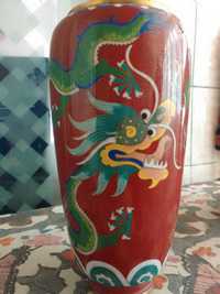 Старая китайская ваза клуазонне. перегородчатая эмаль