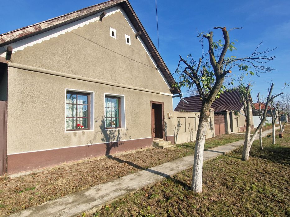 Casă de vânzare – Mișca, județul Arad