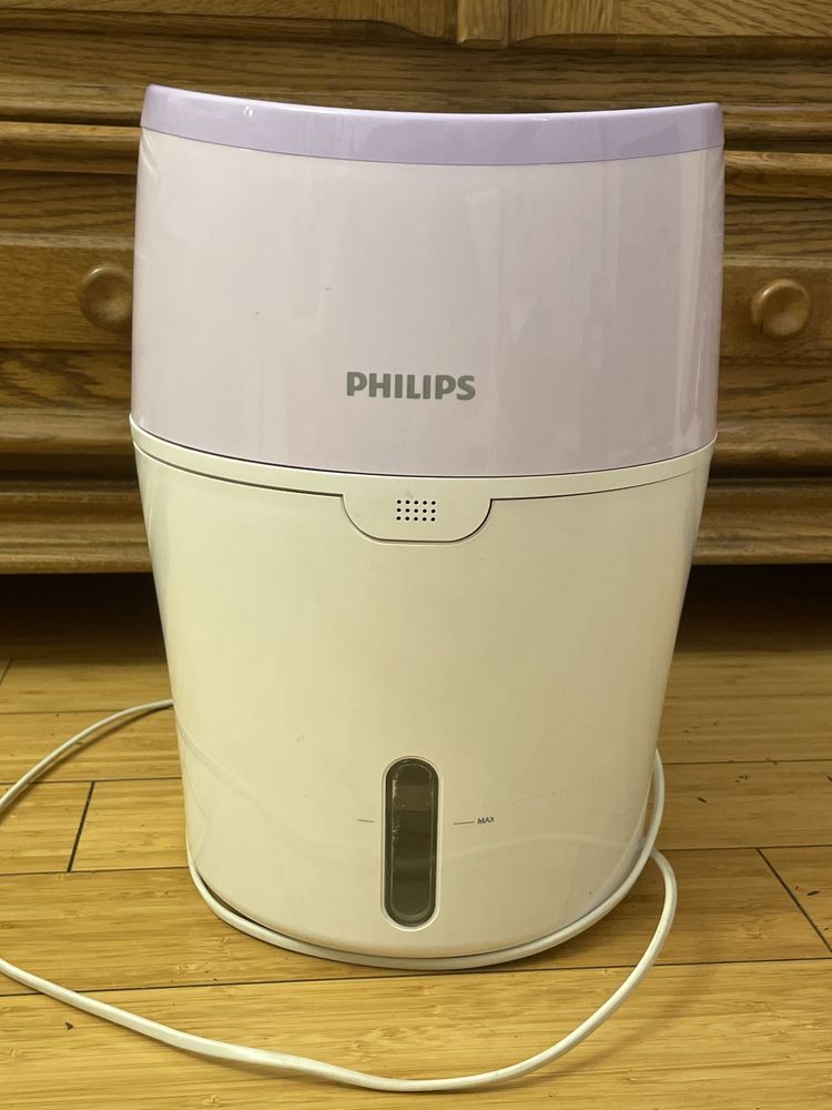 Увлажнитель воздуха Philips HU4802 + новый фильтр Philips FY2401