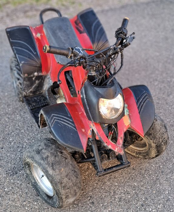 Vând sau schimb atv 125cc