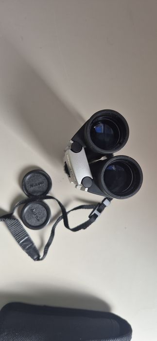 Binoclu Nikon SportLite 10x25