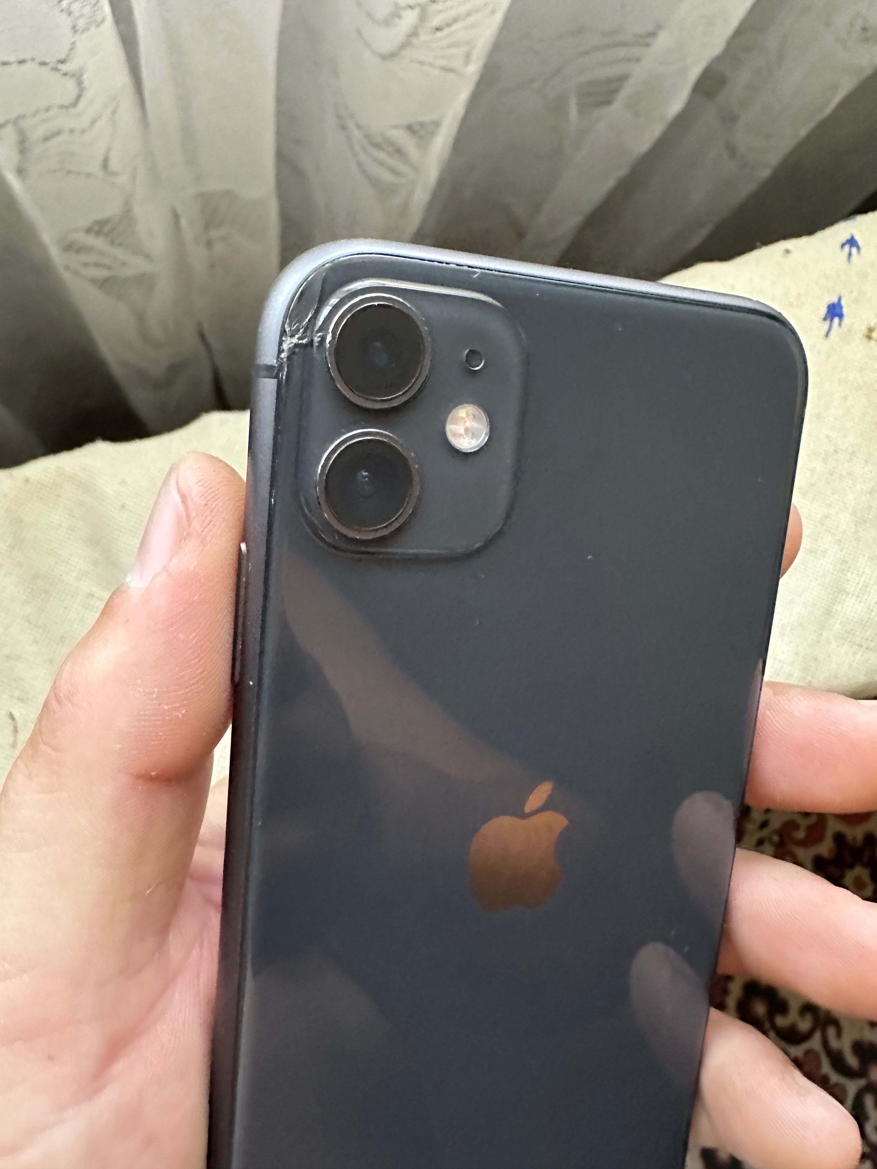 Iphone 11 90% Battery ЛИЧНО ПРЕДАВАНЕ!