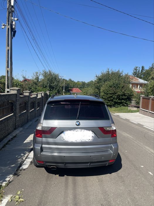BMW X3 E83 2006 (luna a 10-a facelift)
