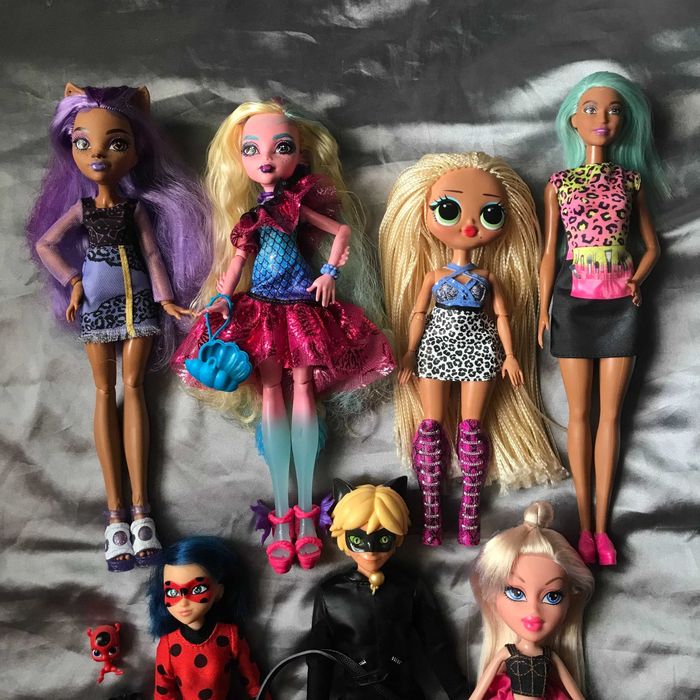 Продаётся большой лот кукол Mattel MGA Zagtoon