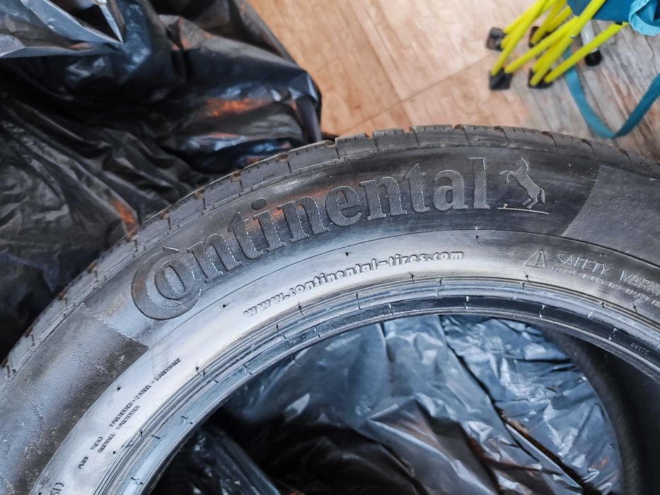 Зимни гуми 235 55 R17 Continental WinterContact XL