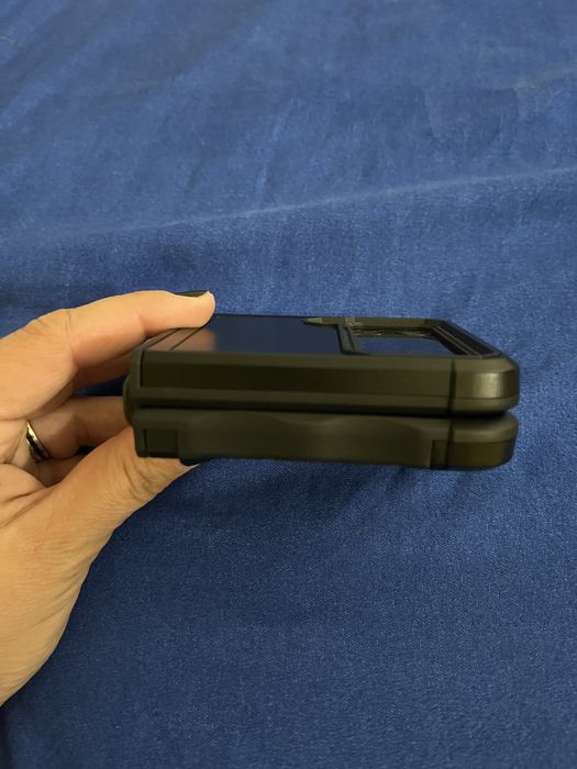 Vand telefon Samsung z3 Flip