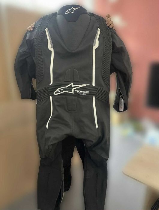 Кожен екип alpinestars