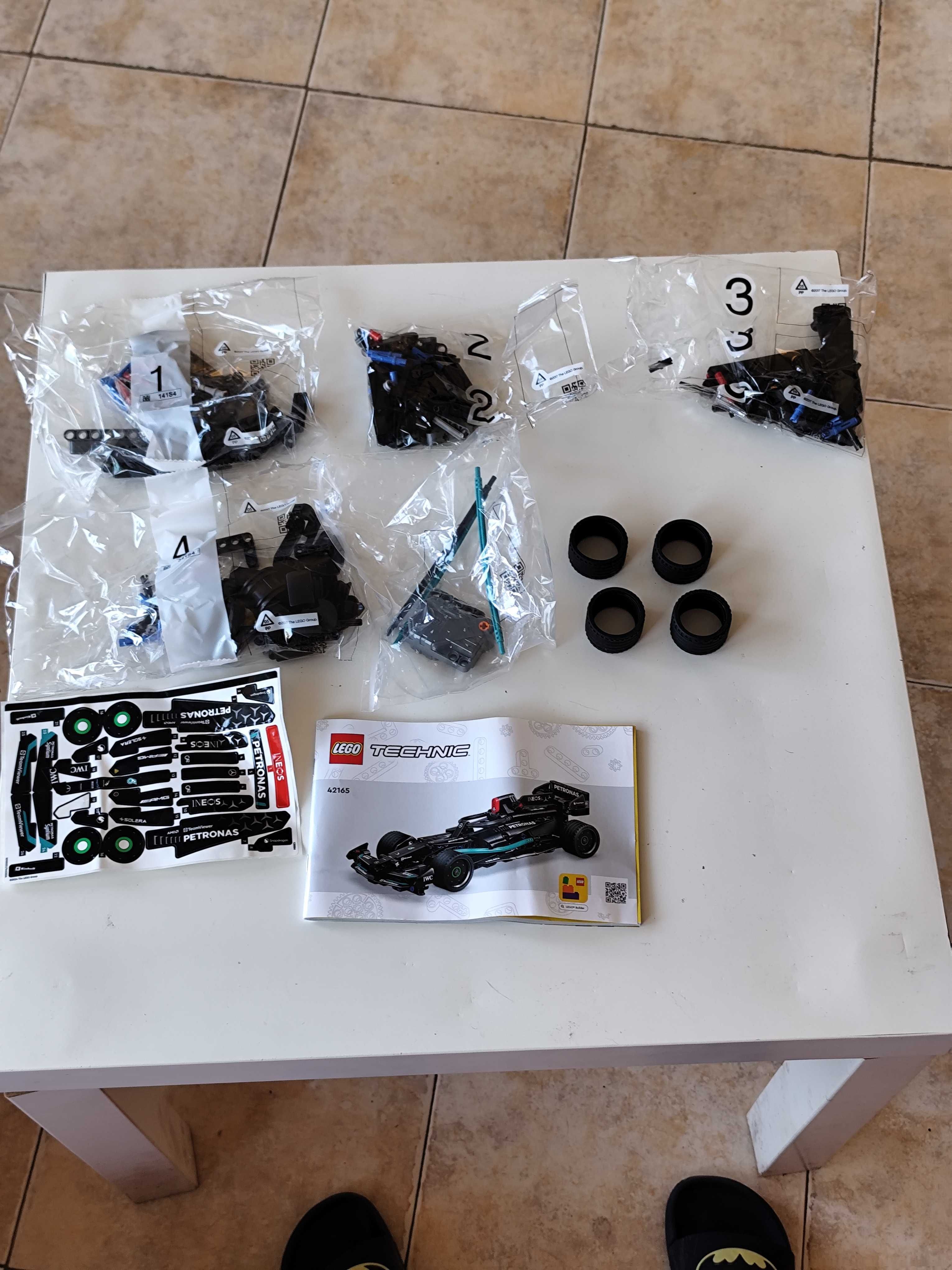 LEGO Technic Mercedes-AMG F1 W14 E Performance Pull-Back 42165