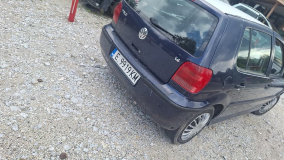 Продавам Volkswagen Polo