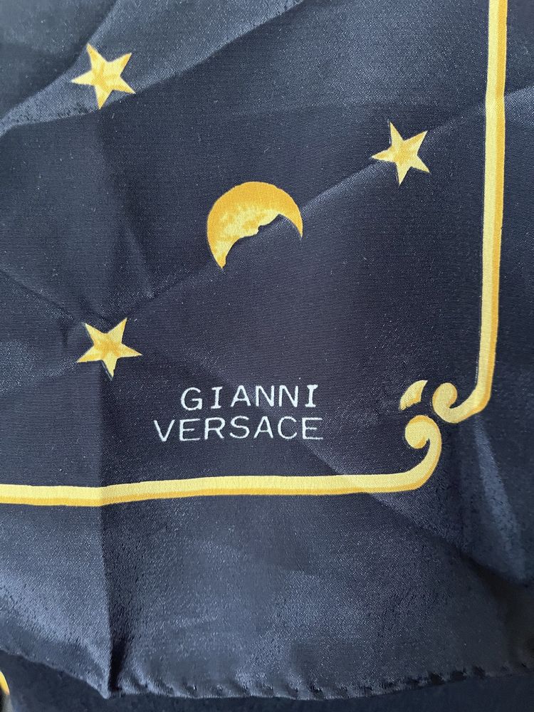 Esarfa Zodiac , Gianni Versace , autentica , impecabila