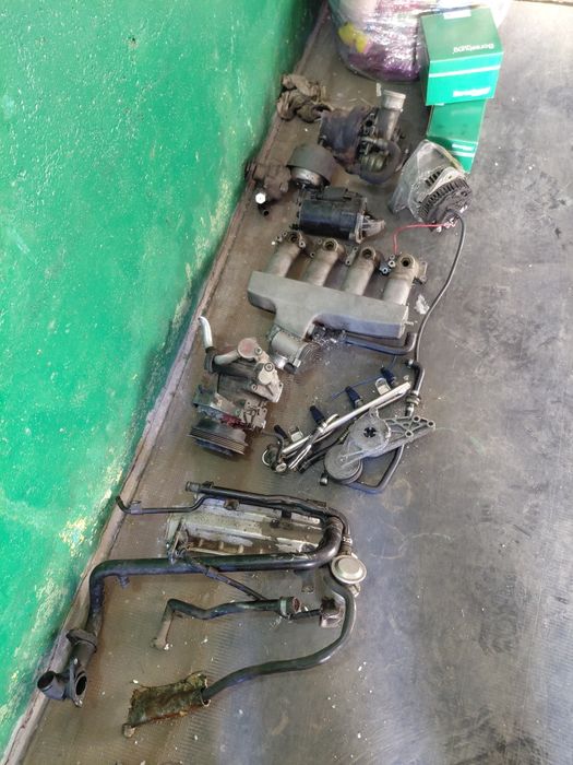 Навесное с контрактного двигателя AWT,AWM,AVC на Пассат б5, Ауди а4