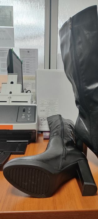 Дамски високи ботуши