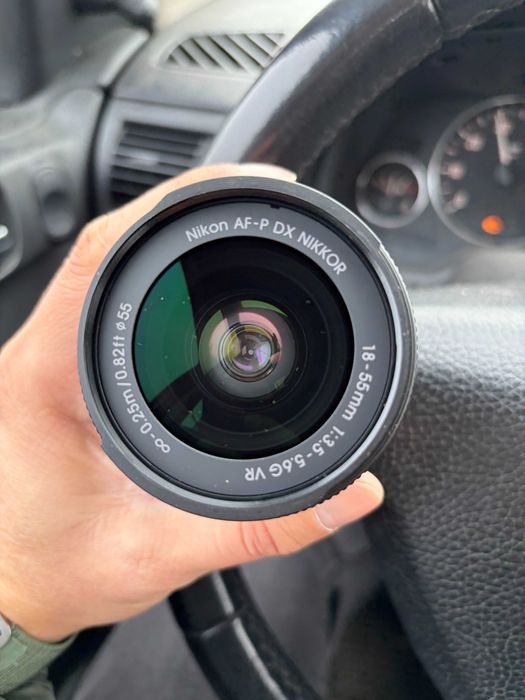 Oiectiv nikon af-p dx nikkor 18-55mm f/3.5-5.6g vr