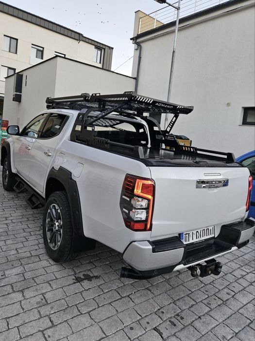 Mitsubishi L200(ultimul model) variante cu Ford Ranger Raptor 2022+