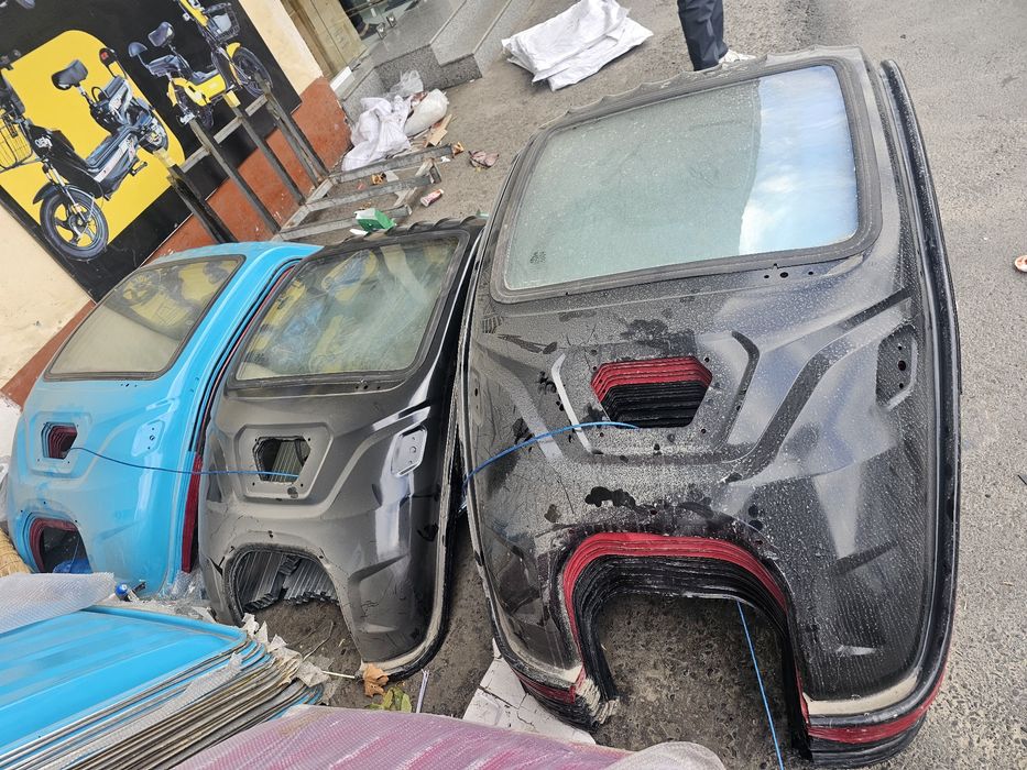 !! DIQQAT !! ElektroMuraveylarga va skuterlarga pol kabinalar mavjud