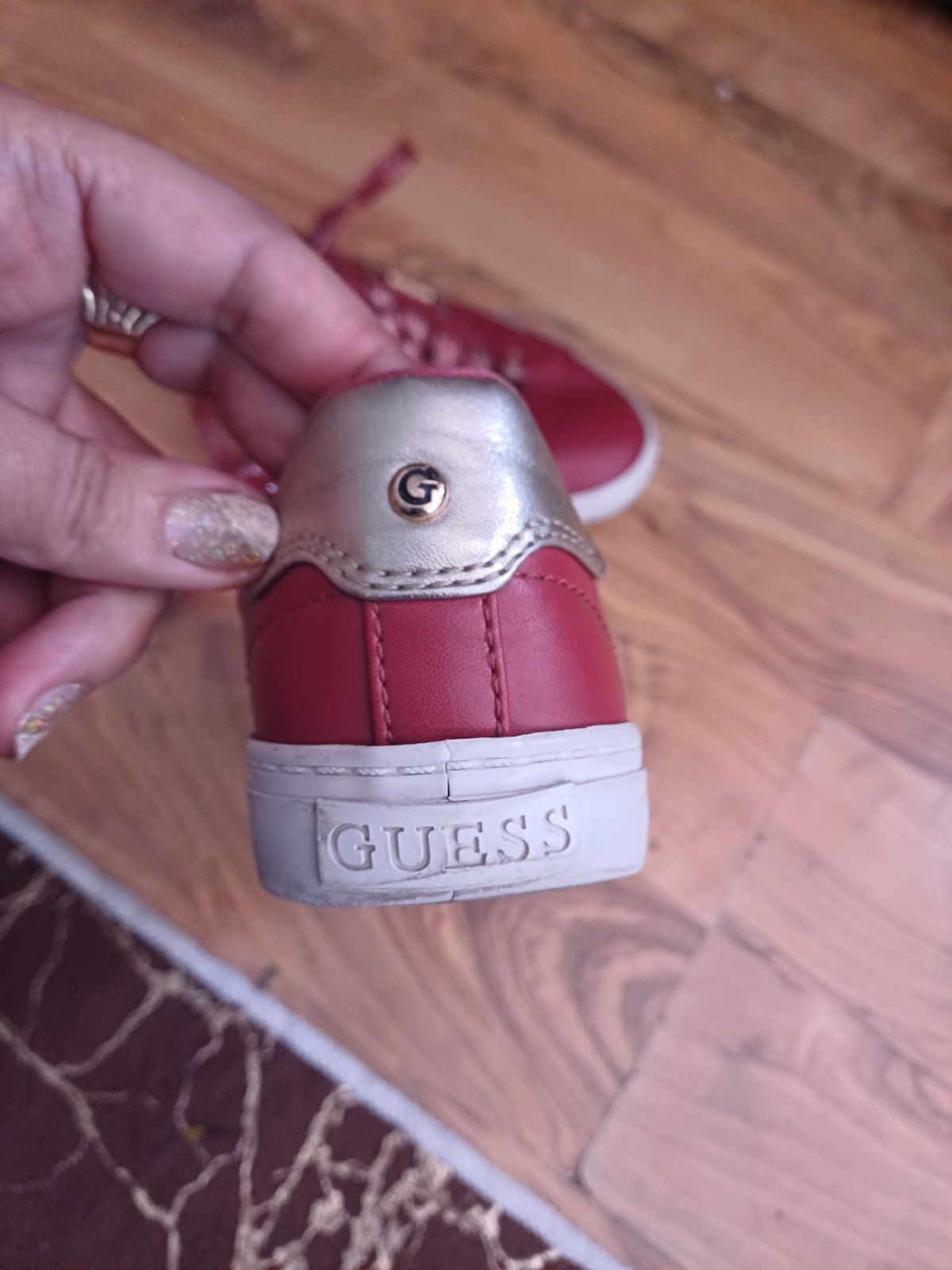Дамски маратонки Guess