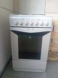 Готварска печка Indesit
