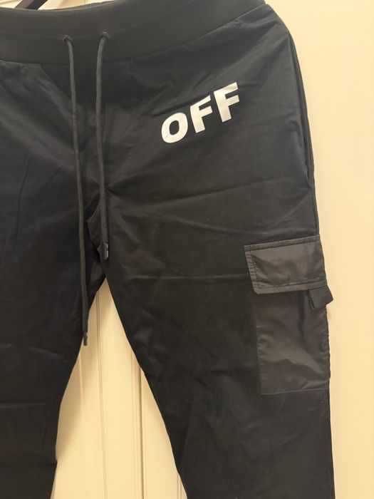 Off- white панталон М