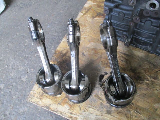 Piston biele Passat B6 Tiguan T5 Amarok Touran motor 2,0 TDI euro 5