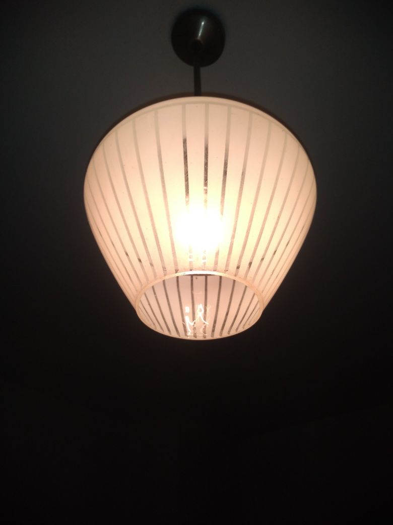 Таванна лампа антикварна с матирано стъкло