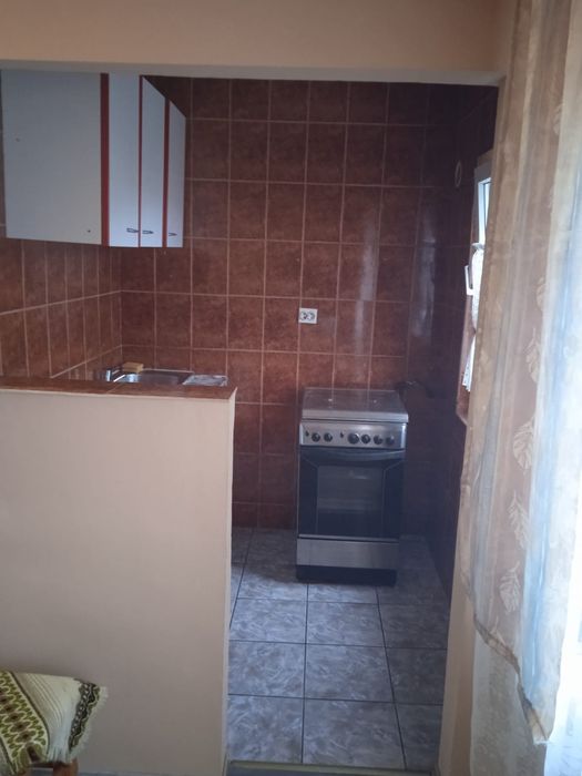 Vând garsoniera in micalaca