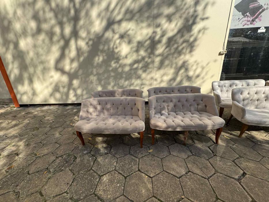 Дивани в перфектно  състояние!