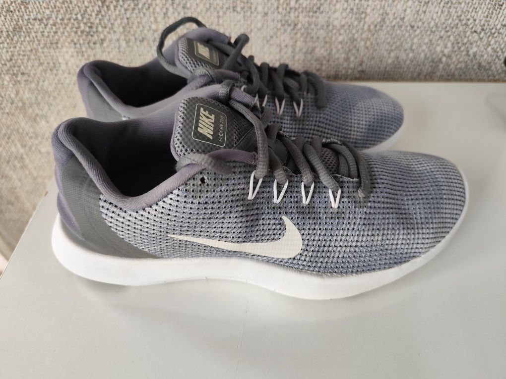 Детски  маратонки Nike