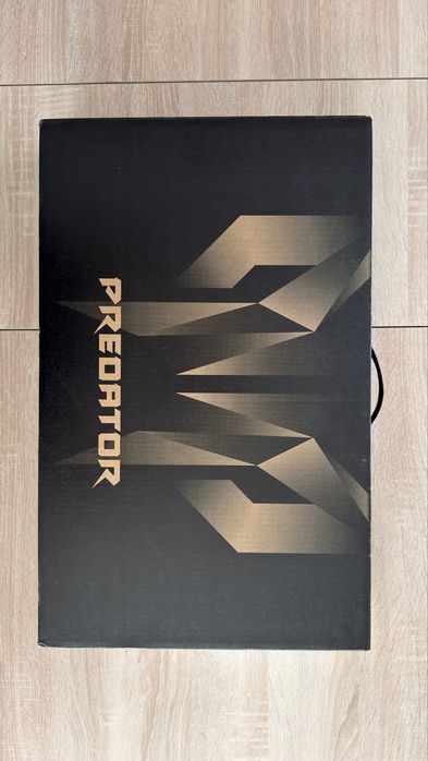 Acer Predator Helios (Predator PHN18-71)