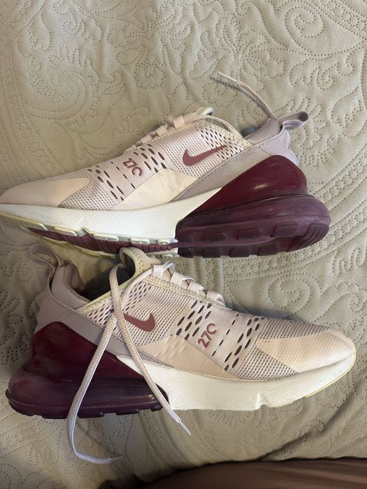 Маратонки Nike Air Max 270