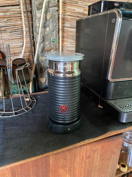 Aparat aeroncino nespresso