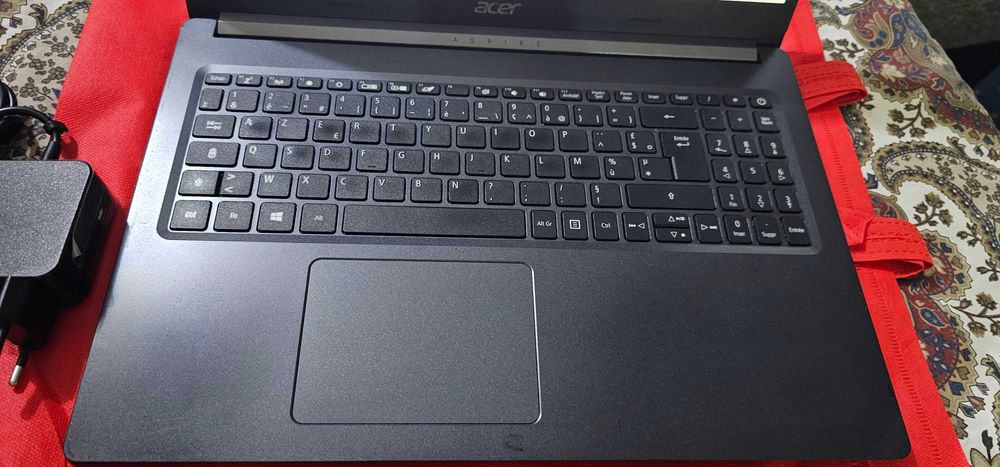 laptop Acer Aspire 5 A515-54  Intel Core i5-8265U