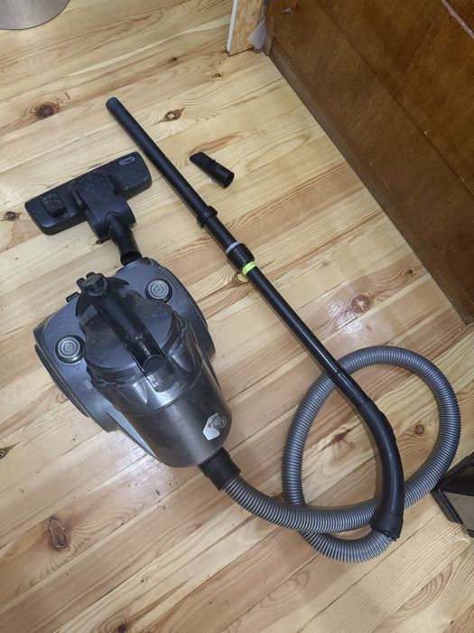Продаётся пылесос