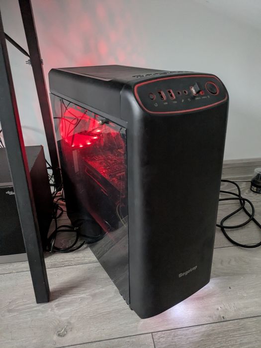 Unitate PC gaming cu GTX 1070, 24GB RAM, procesor i7