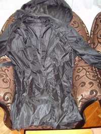 Продавам мъжки дъждобран тип шлифер